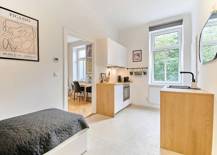Stylish - Ac Included - Self Check-in - Near Schoenbrunn Palace Vienna