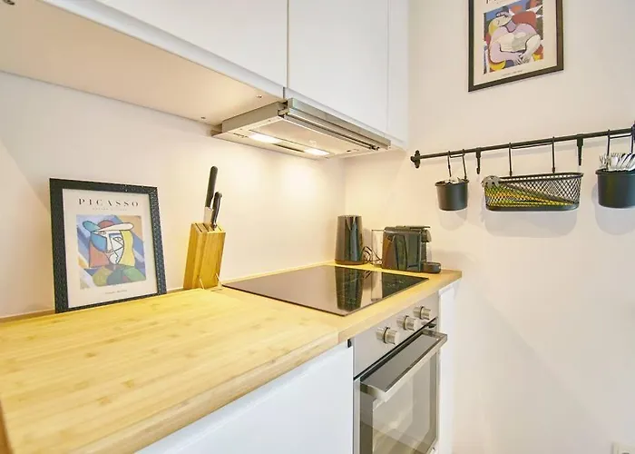 Stylish - Ac Included - Self Check-in - Near Schoenbrunn Palace Apartment *