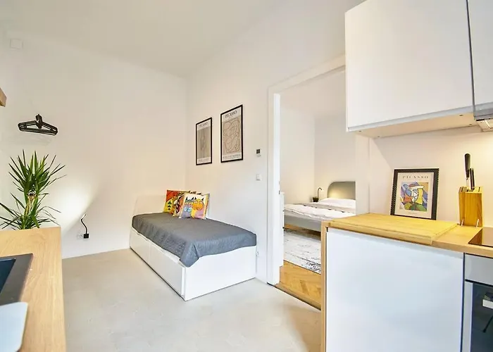 Apartment Stylish - Ac Included - Self Check-in - Near Schoenbrunn Palace